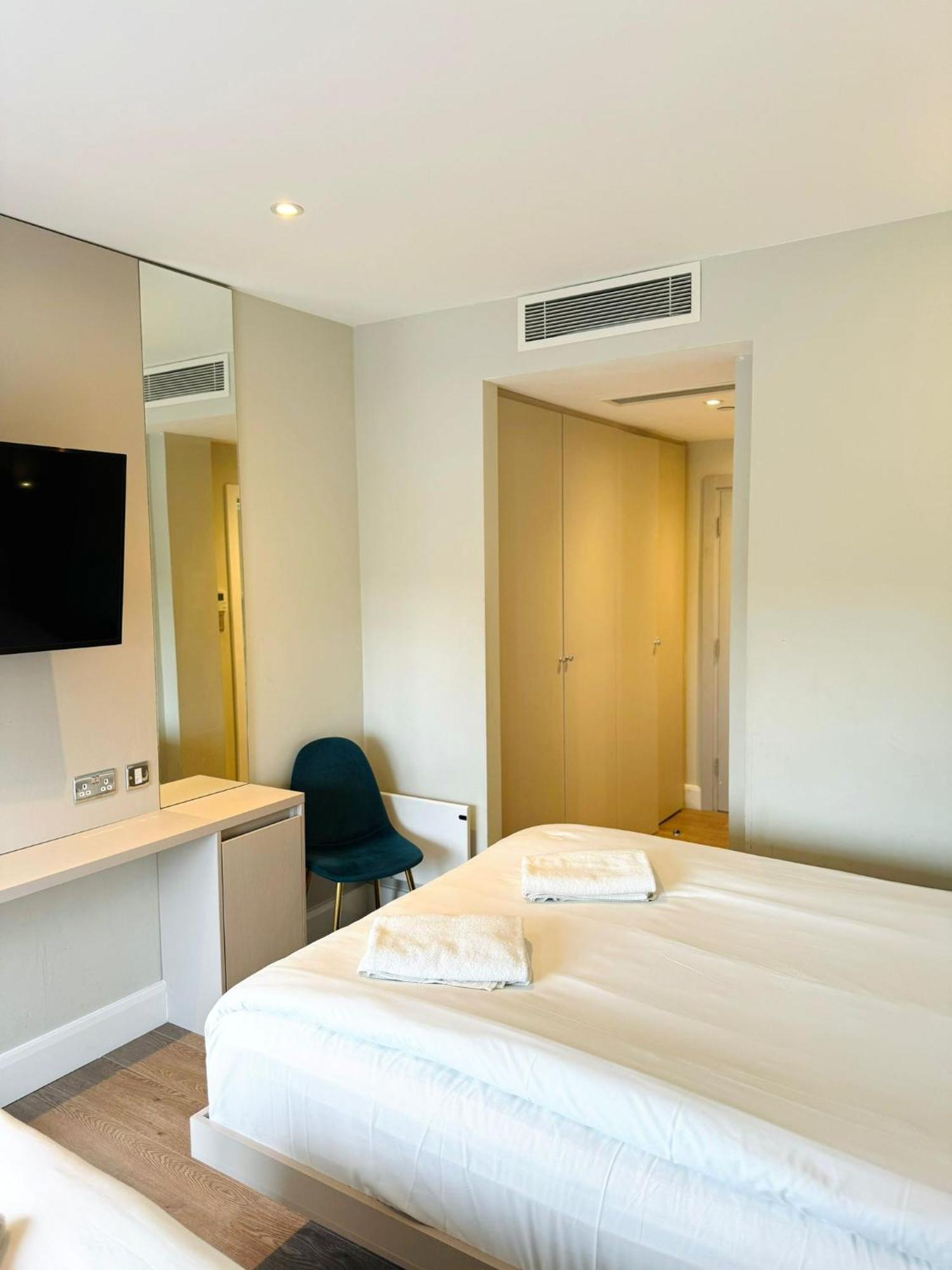 Apartahotel Victoria *